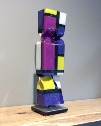 Candy-Art-Ad-van-Hassel-Homage-to-Piet-Mondriaan-33cm-1-Galerie-Hunold.JPG