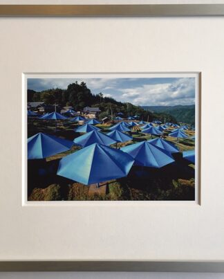 Christo | Umbrellas - gerahmter Miniprint 2